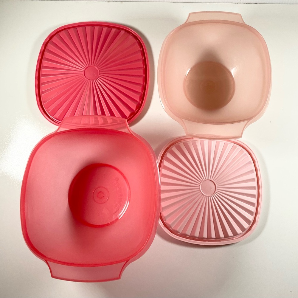 Two Tupperware Servalier Bowls in Shades of Pink 838 and 840 - Picture 3 of 13